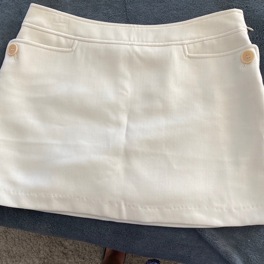 Skirt w/lining, cream color, Talbots size 8 Petite.